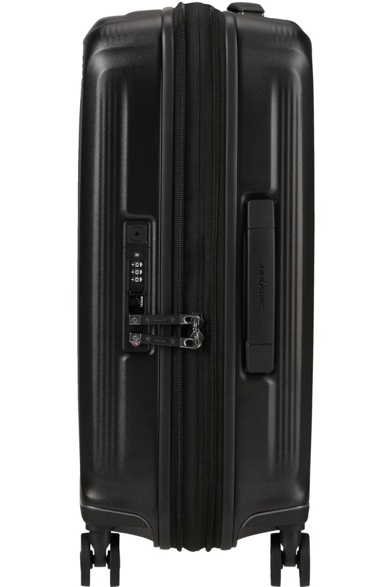 NUON hard case with 4 wheels