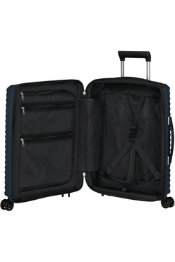 Upscape hard case with 4 wheels