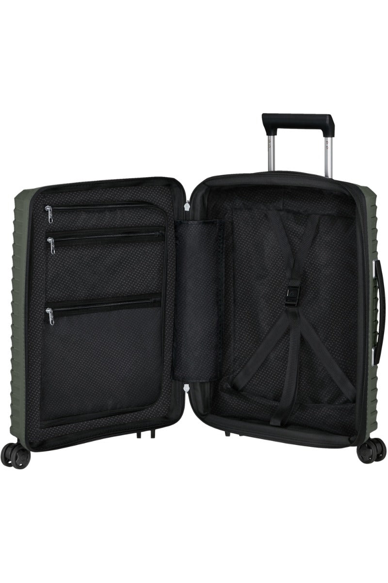 Upscape hard case with 4 wheels