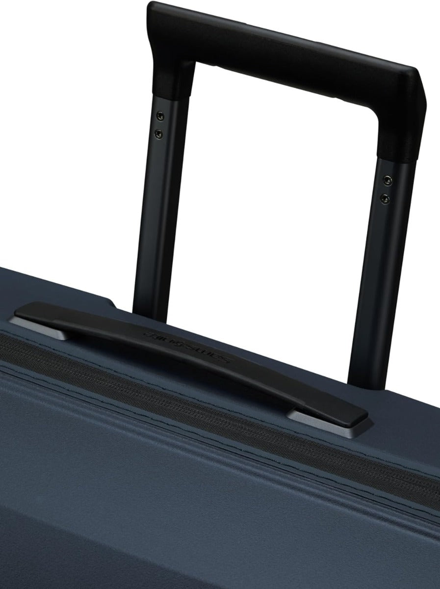 Intuo hard shell trolley